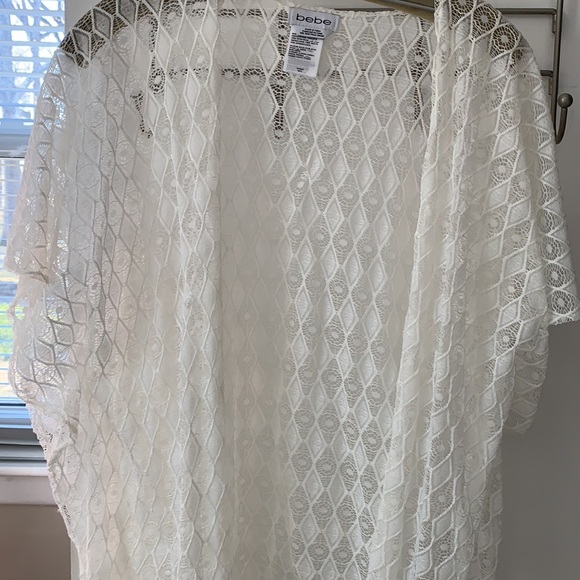 Bebe White Fringed Kimono - Picture 6 of 6